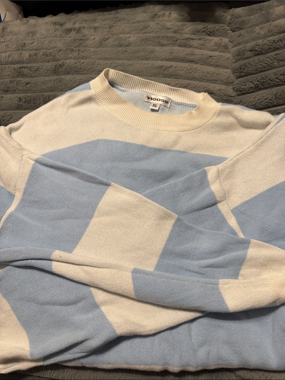 Vigoss Cream & Light Blue Geometric Crewneck Sweater